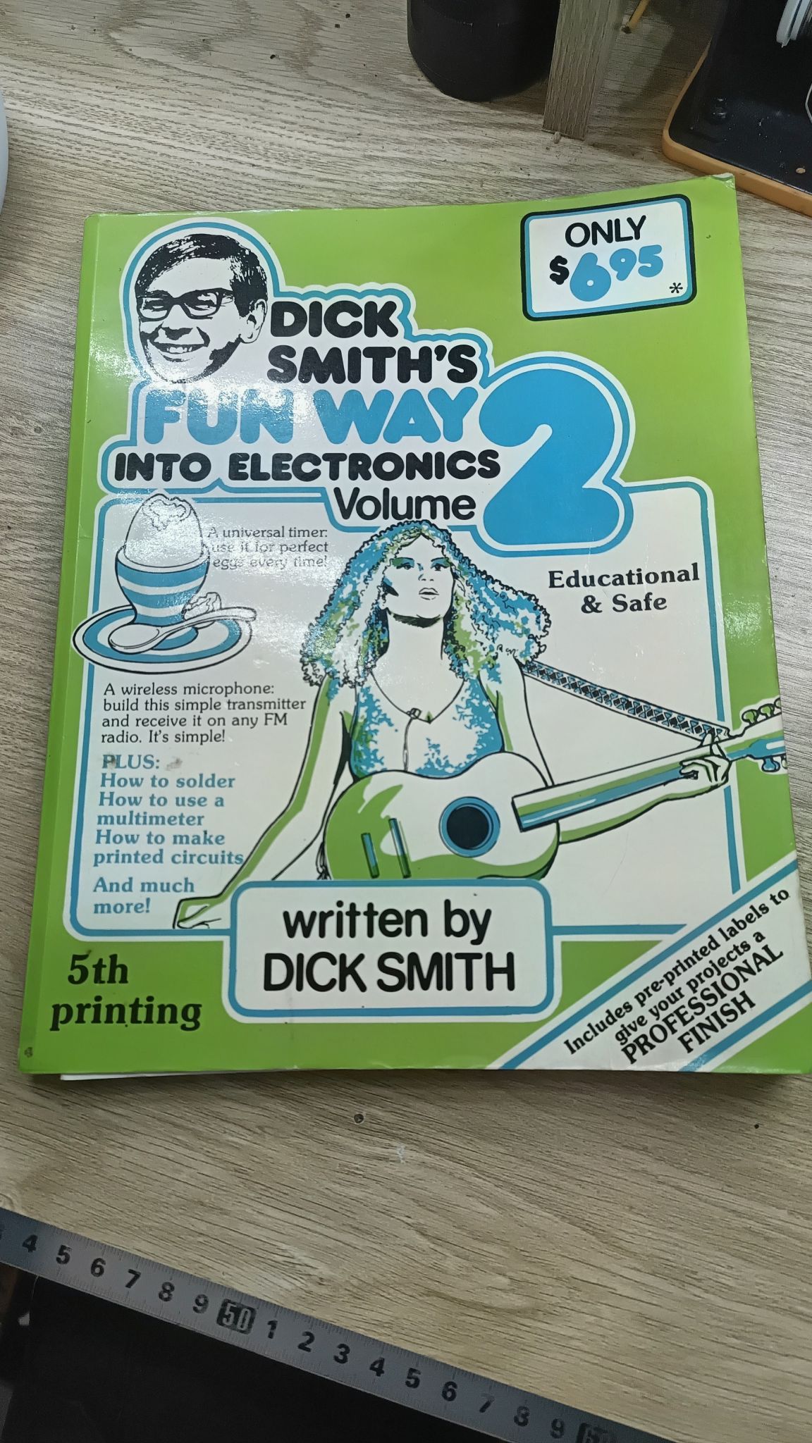 Dick Smith Fun Way into Electronics Volume 2